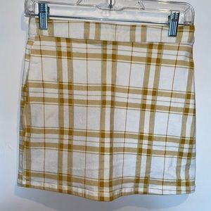 Yellow plaid forever 21 skirt NEVER WORN